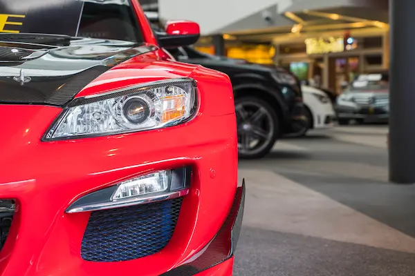 Marcas chinas de autos en Perú y su impacto en la logística automotriz